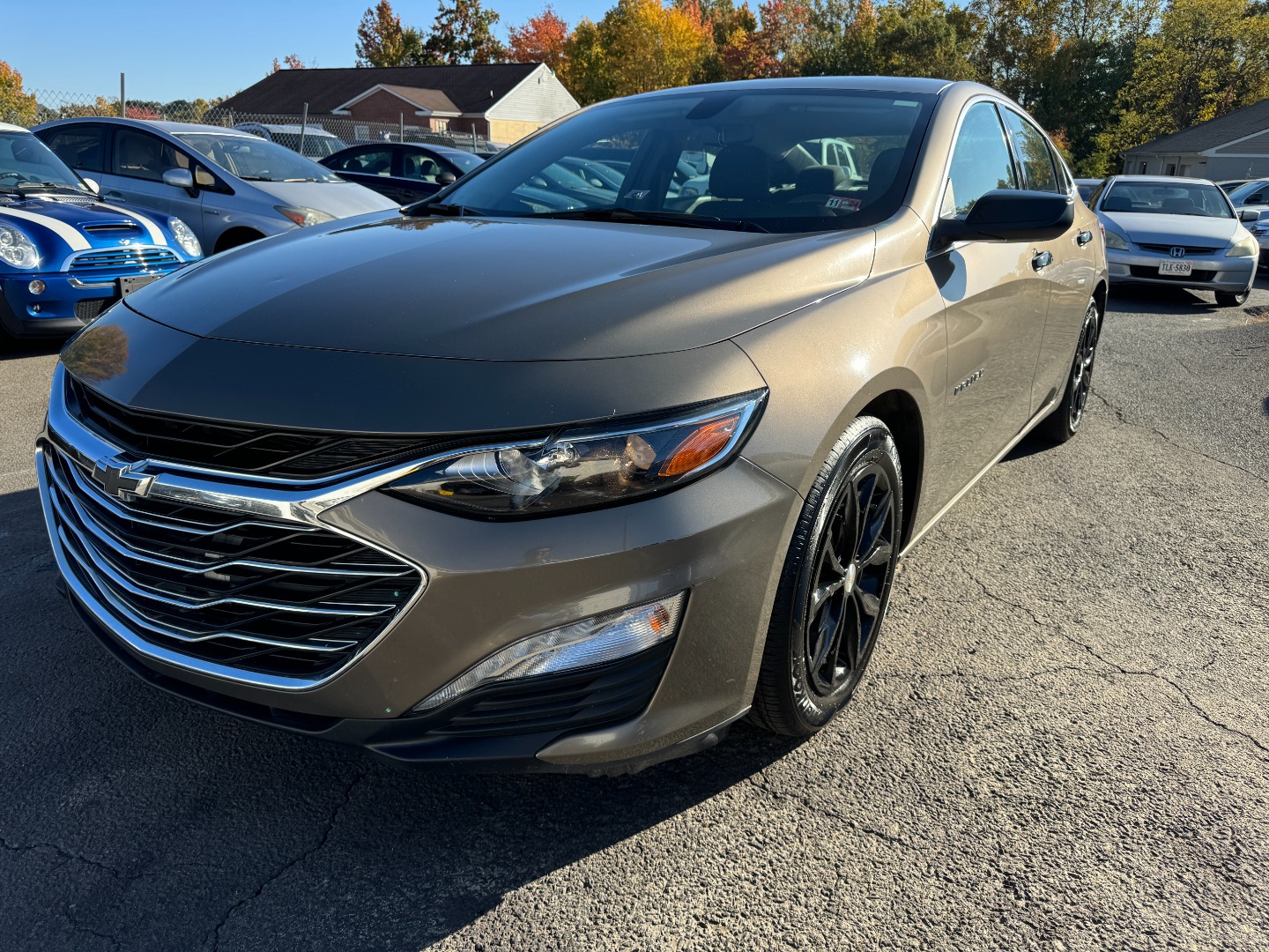 2020 Chevrolet Malibu 1LT photo 2