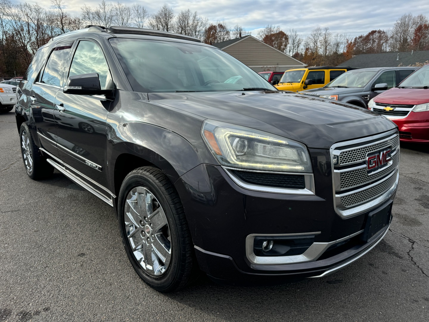 2015 GMC Acadia Denali photo 2