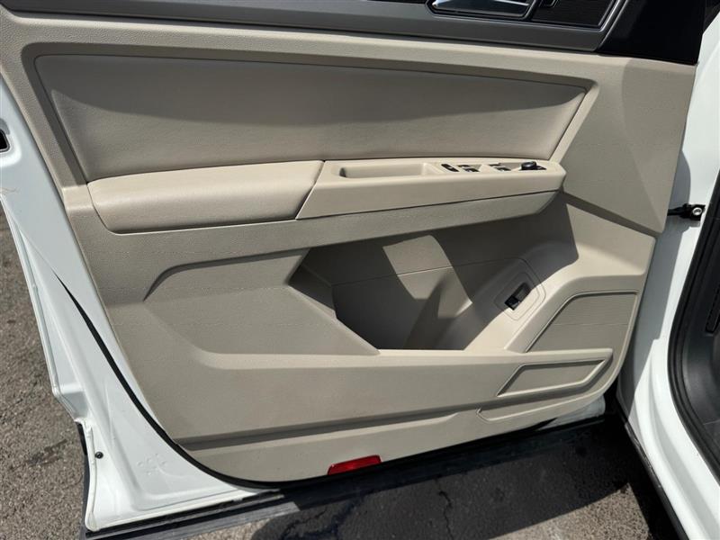 2019 Volkswagen Atlas V6 SEL photo 17