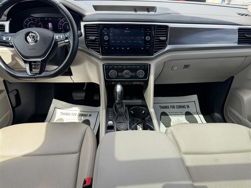 2019 Volkswagen Atlas V6 SEL photo 9
