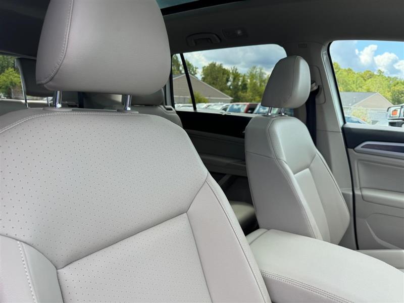 2019 Volkswagen Atlas V6 SEL photo 23
