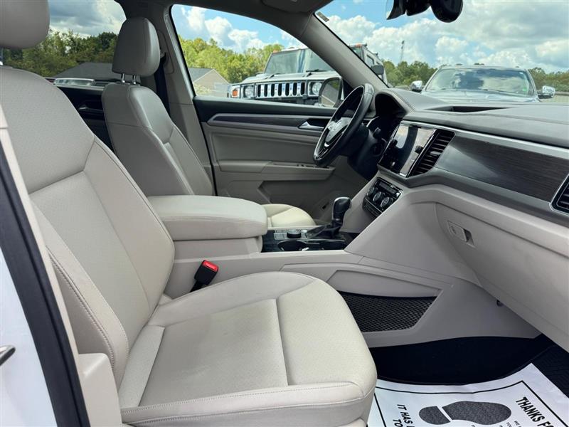 2019 Volkswagen Atlas V6 SEL photo 26