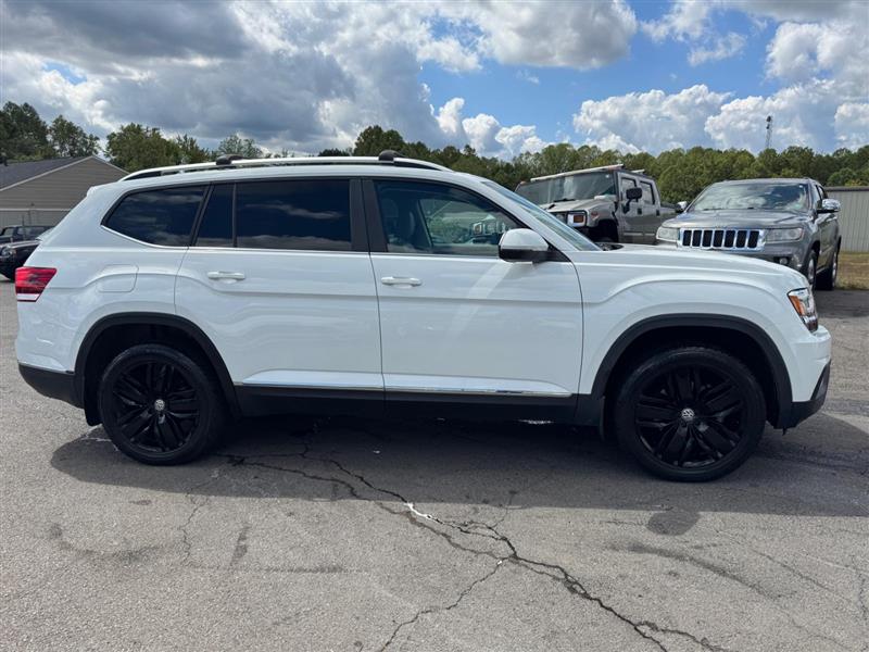 2019 Volkswagen Atlas V6 SEL photo 5
