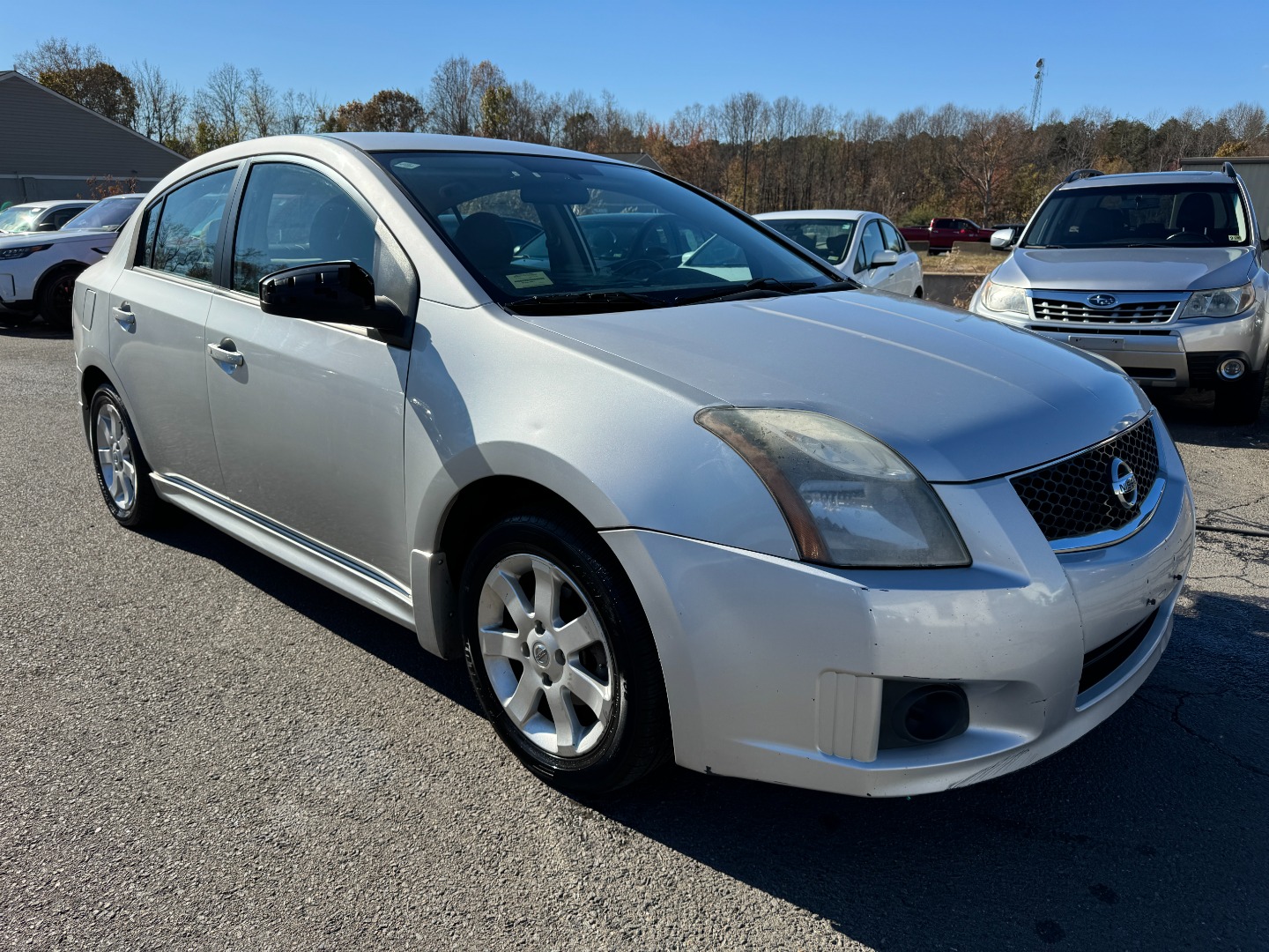 2010 Nissan Sentra SR photo 7