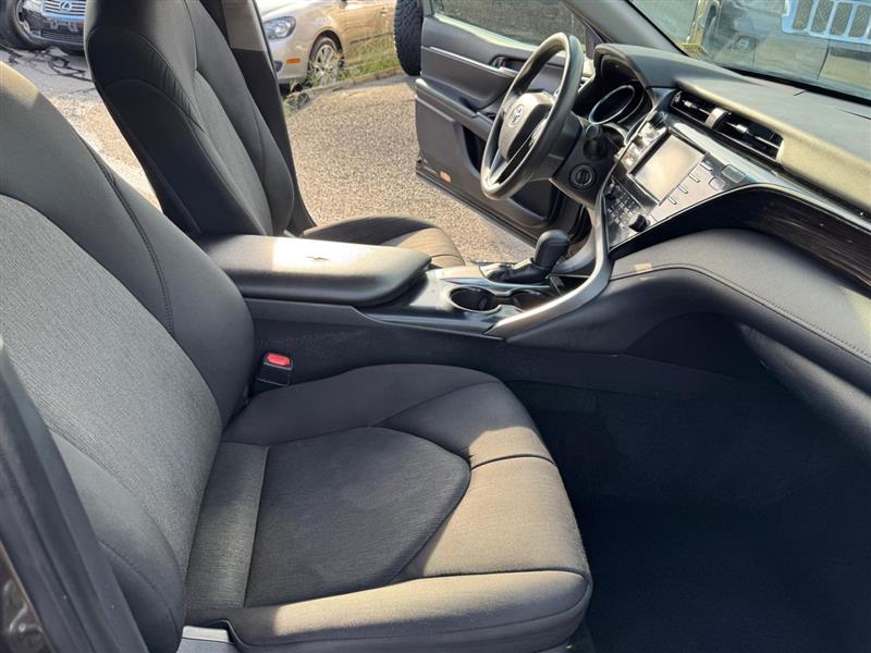 2019 Toyota Camry LE photo 15