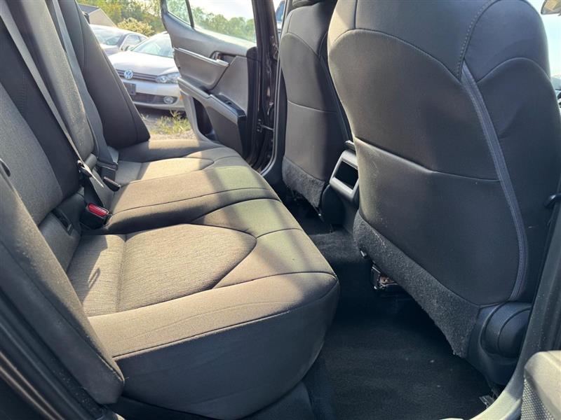 2019 Toyota Camry LE photo 20