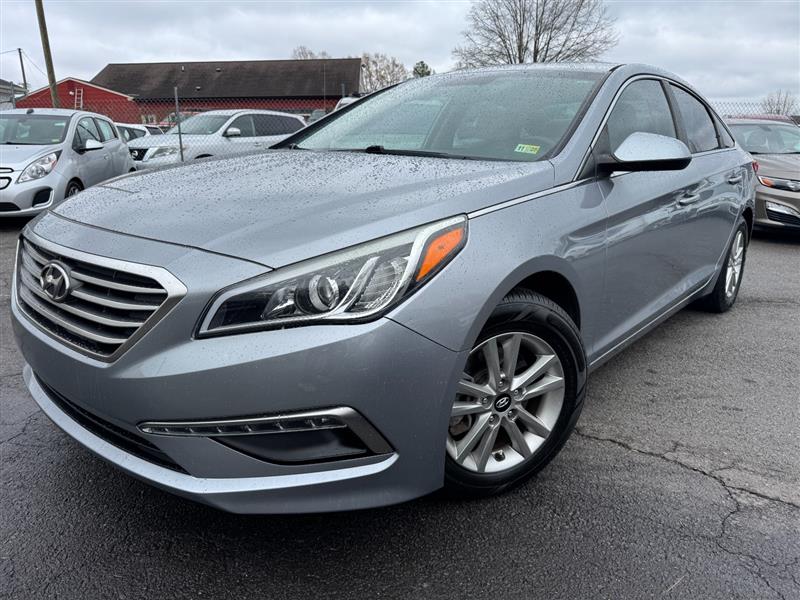 Hyundai Sonata's photo