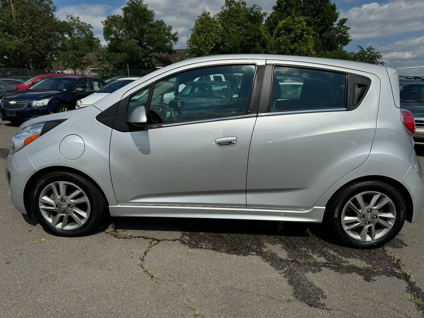 2016 Chevrolet Spark 1LT photo 3