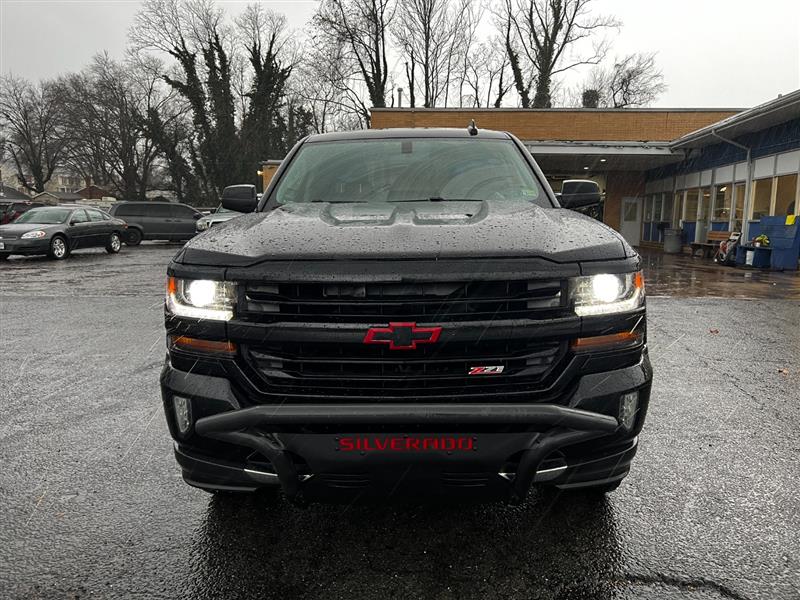 2016 Chevrolet Silverado 1500 LT photo 2