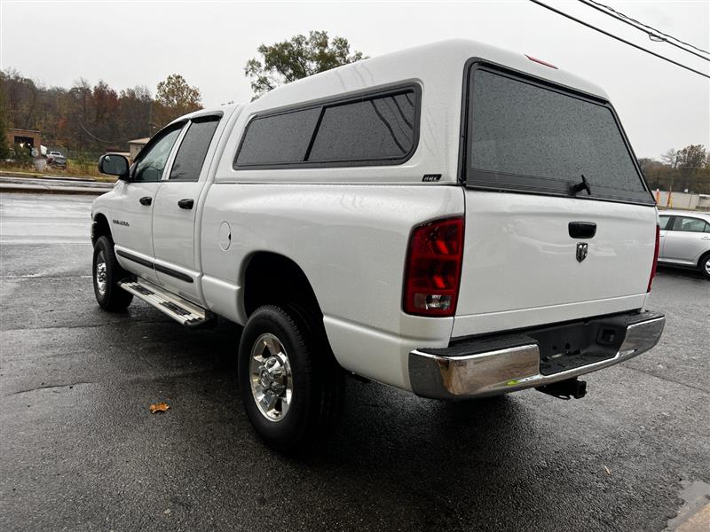 2005 Dodge Ram 2500 Pickup SLT photo 5