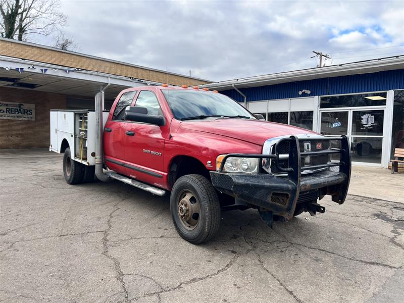 2005 Dodge Ram 3500 Pickup Laramie photo 2