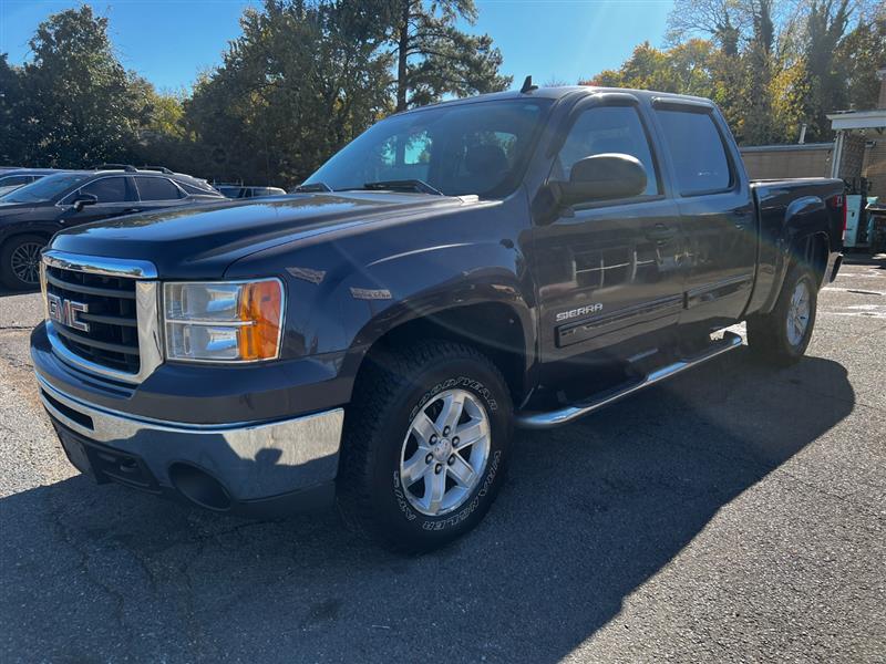 2011 GMC Sierra 1500 SLE photo 3