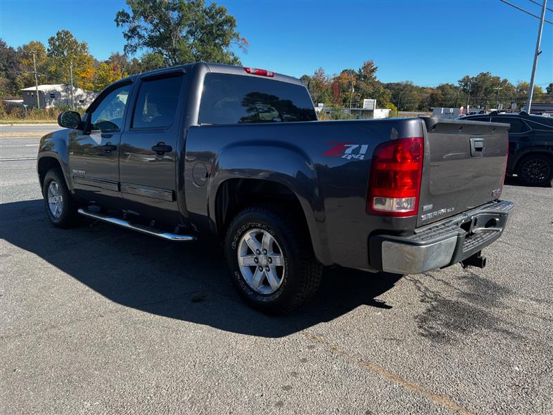 2011 GMC Sierra 1500 SLE photo 5