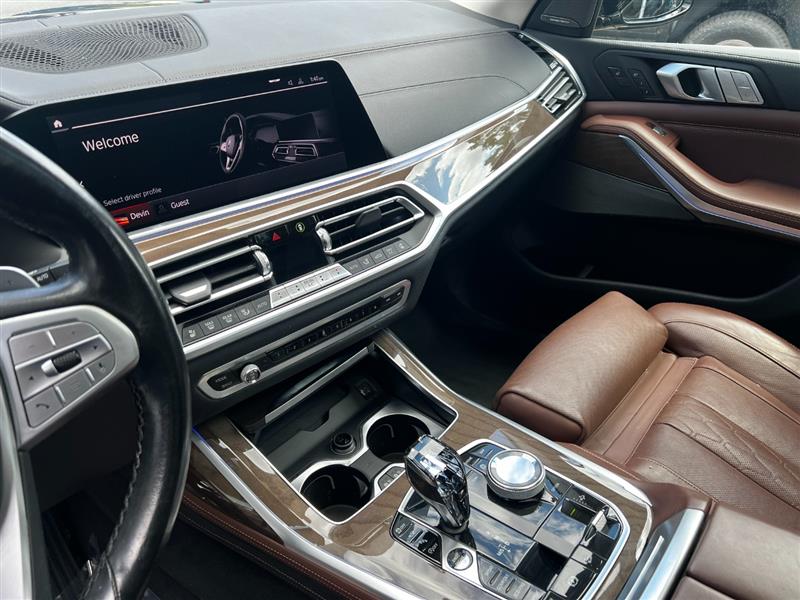 2020 BMW X7 40i photo 12