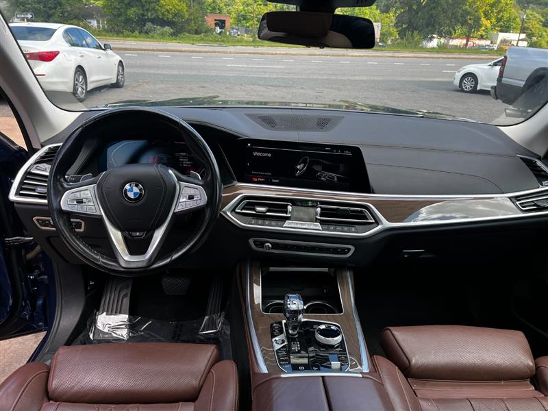 2020 BMW X7 40i photo 13