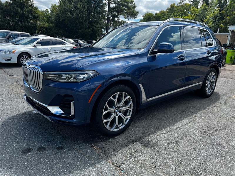 2020 BMW X7 40i photo 3