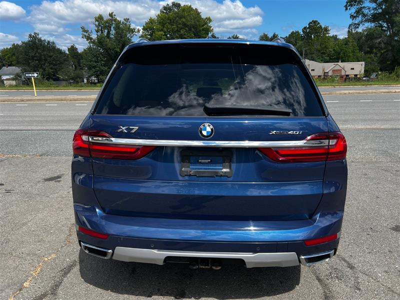 2020 BMW X7 40i photo 6