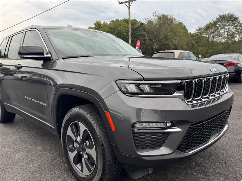 2023 Jeep Cherokee 4xe photo 17