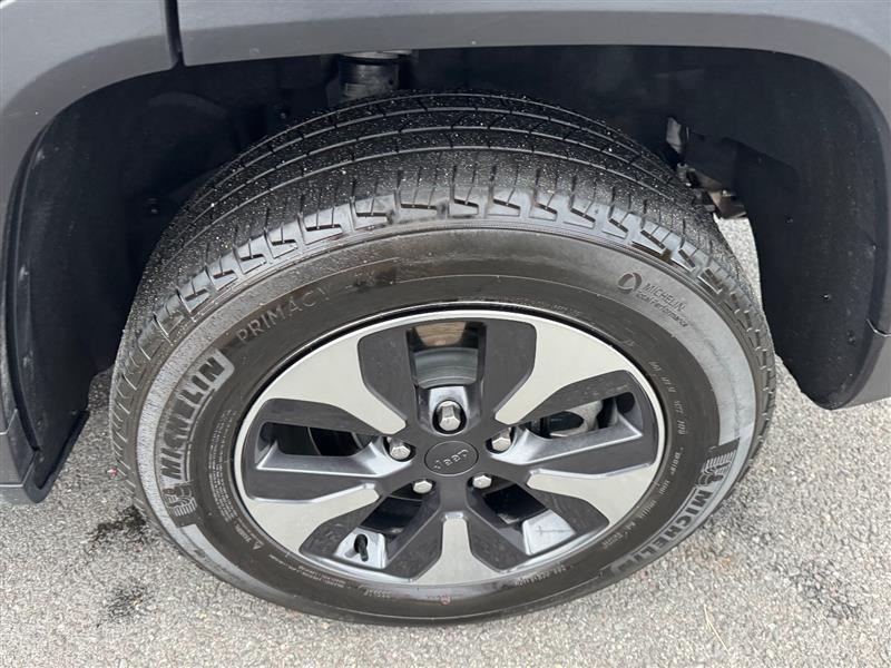 2023 Jeep Cherokee 4xe photo 26