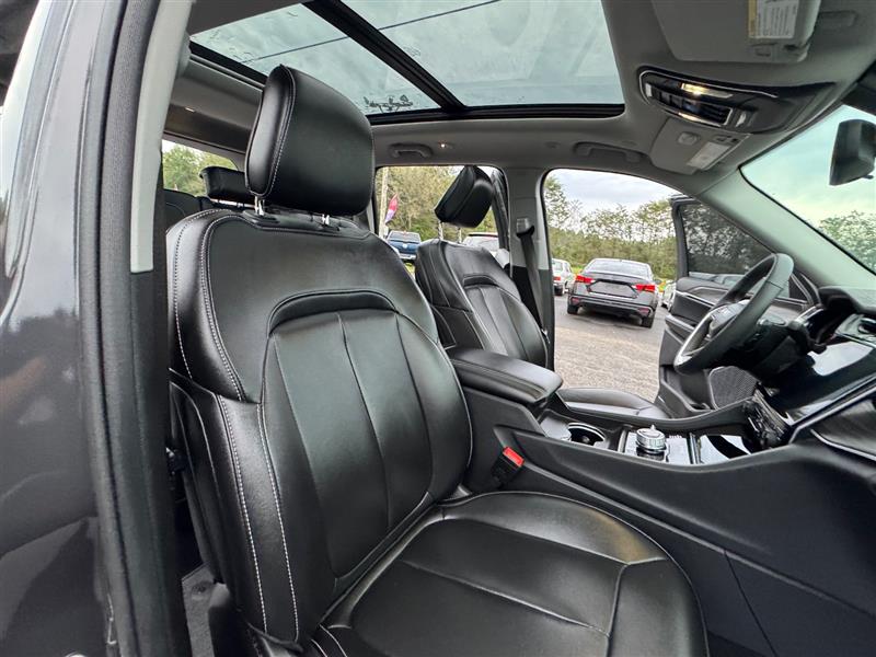 2023 Jeep Cherokee 4xe photo 41