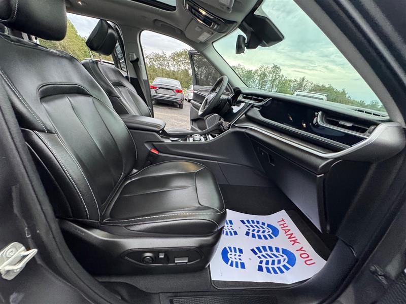 2023 Jeep Cherokee 4xe photo 42