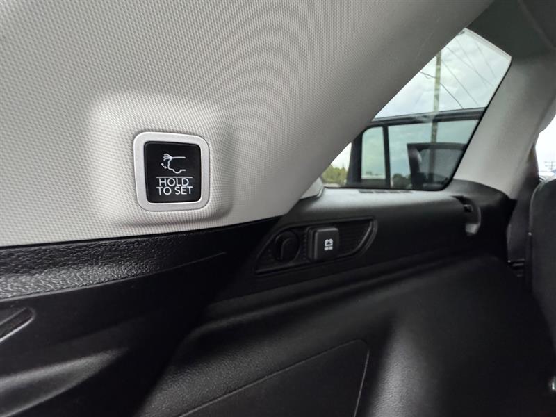 2023 Jeep Cherokee 4xe photo 44