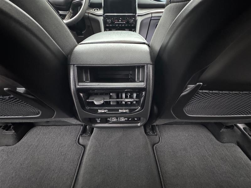 2023 Jeep Cherokee 4xe photo 47