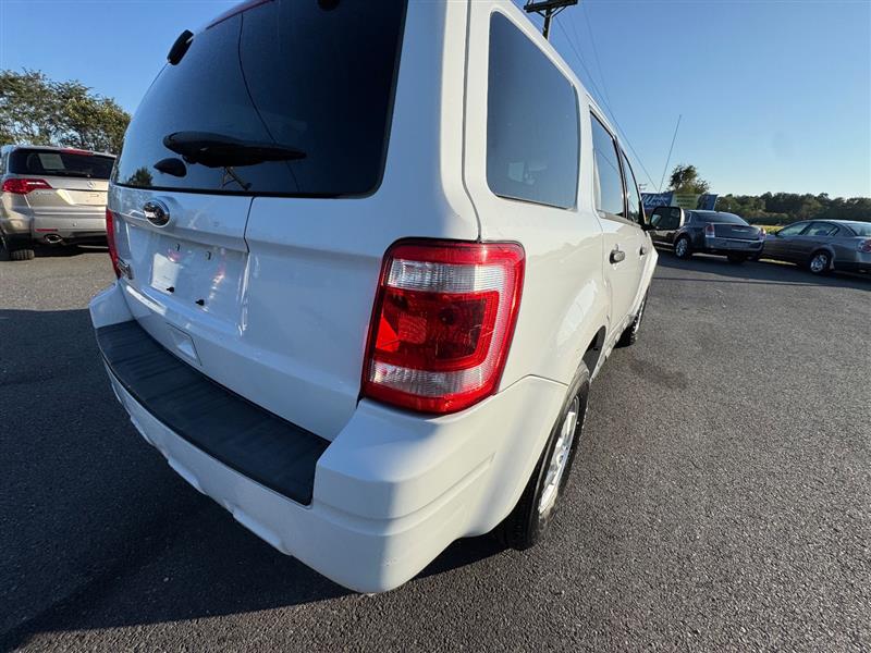 2012 Ford Escape XLS photo 16