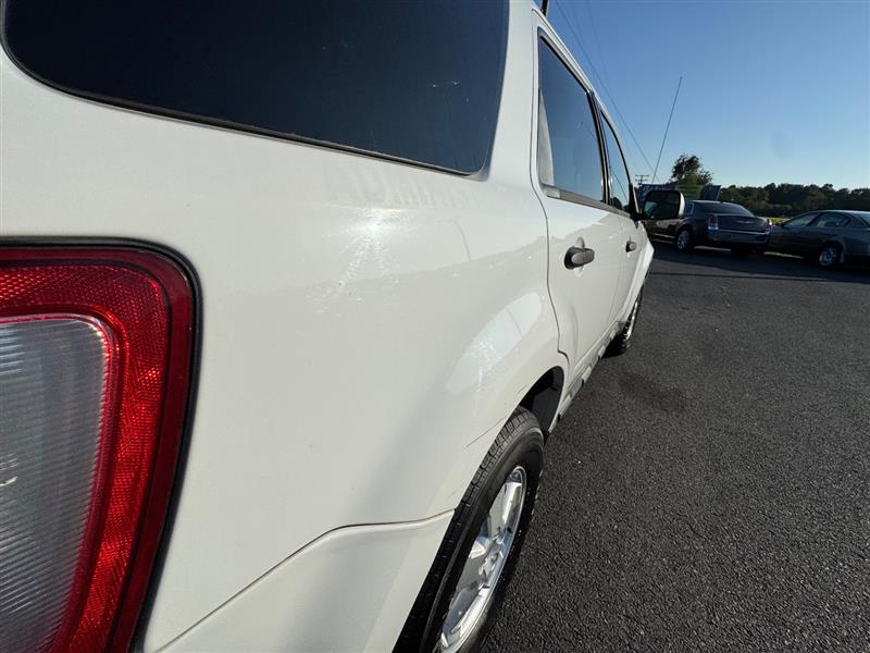 2012 Ford Escape XLS photo 21