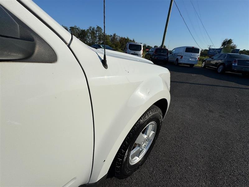 2012 Ford Escape XLS photo 23