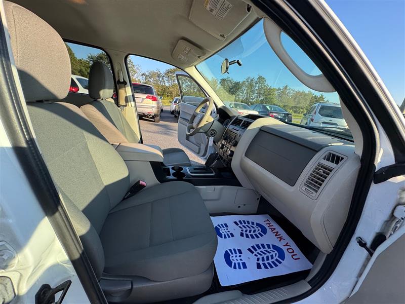 2012 Ford Escape XLS photo 41