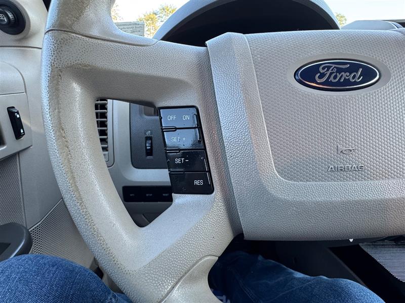 2012 Ford Escape XLS photo 45