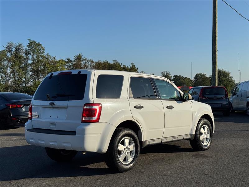 2012 Ford Escape XLS photo 5