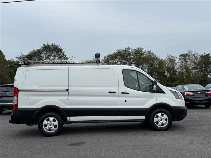 2019 Ford Transit photo 4