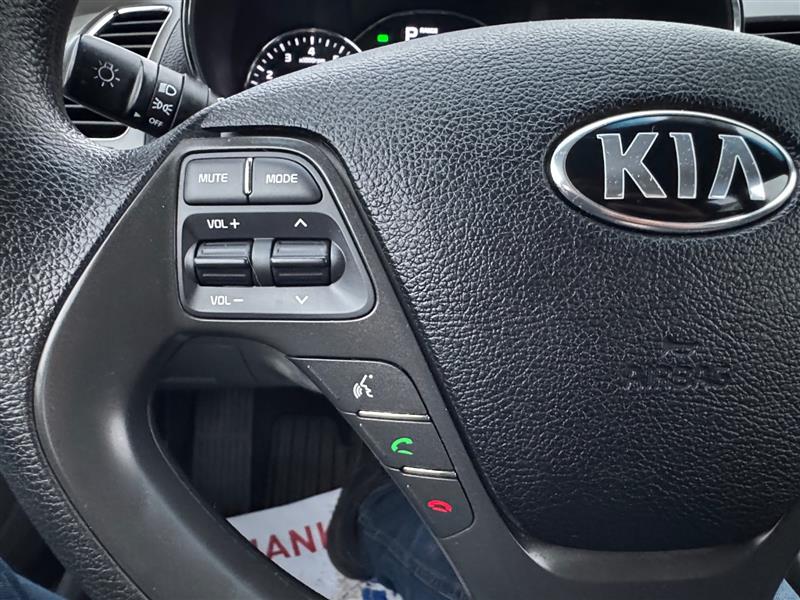 2018 Kia Forte LX Base photo 42