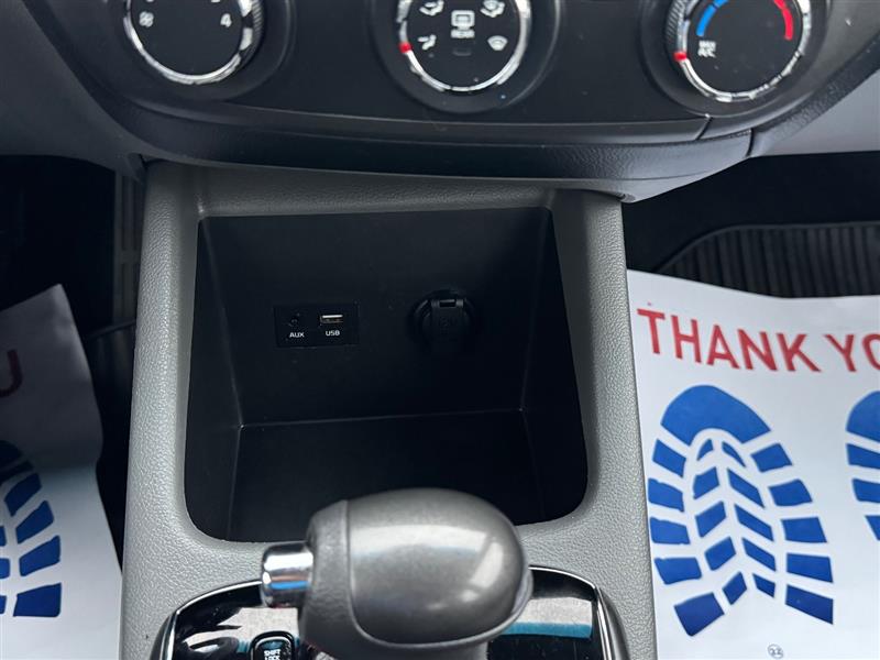 2018 Kia Forte LX Base photo 48