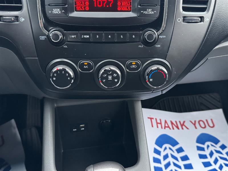 2018 Kia Forte LX Base photo 49