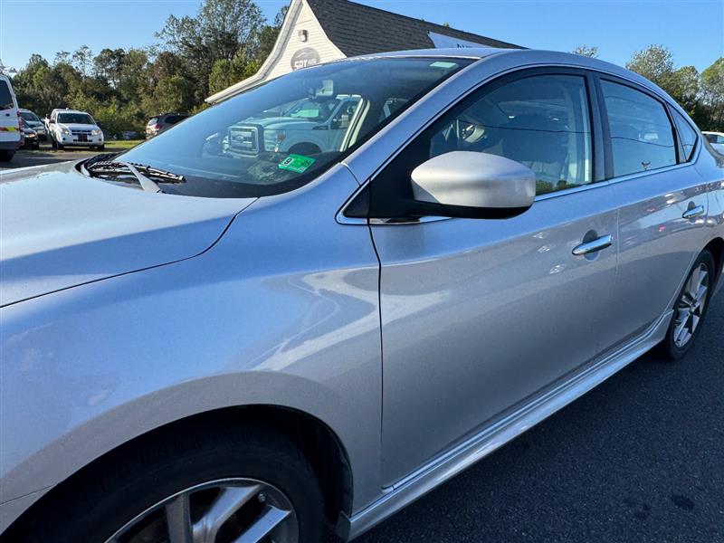 2013 Nissan Sentra SR photo 13