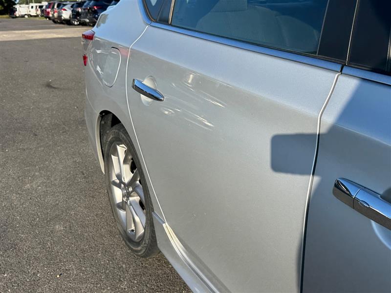 2013 Nissan Sentra SR photo 25