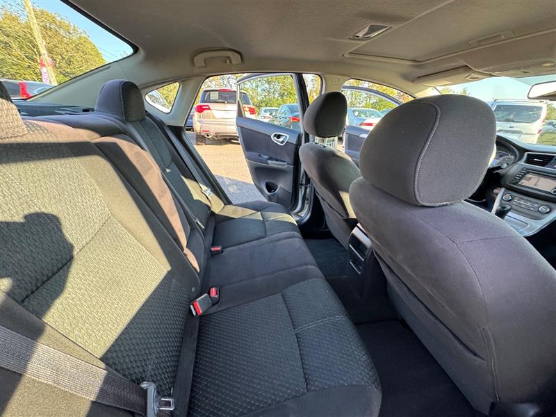 2013 Nissan Sentra SR photo 44