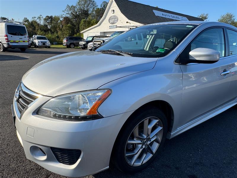 2013 Nissan Sentra SR photo 8