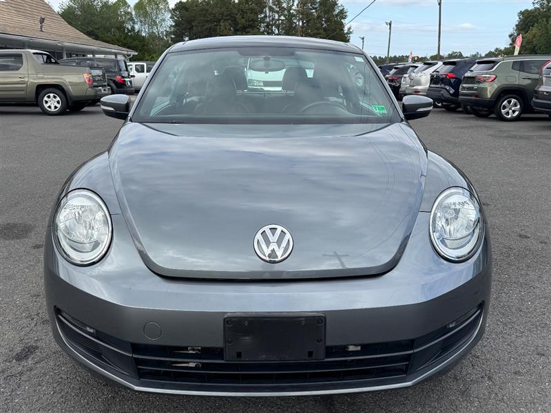 2015 Volkswagen Beetle 1.8T photo 13