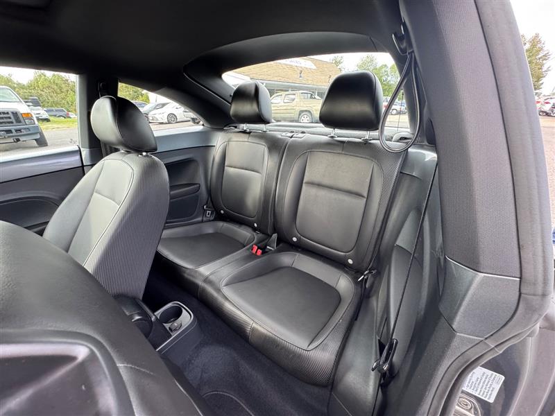 2015 Volkswagen Beetle 1.8T photo 33