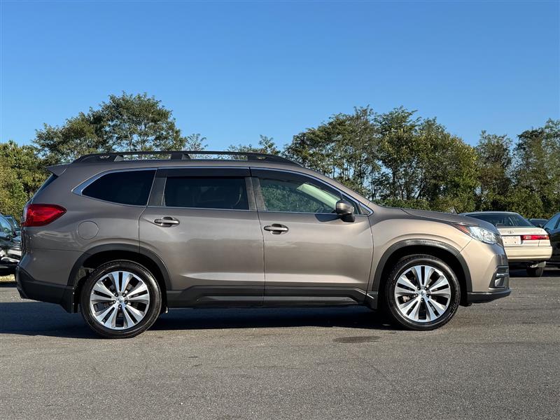 2021 Subaru Ascent Premium photo 3