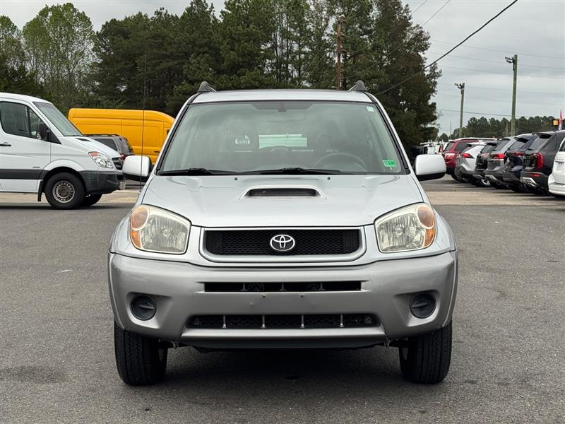 2005 Toyota RAV4 photo 2