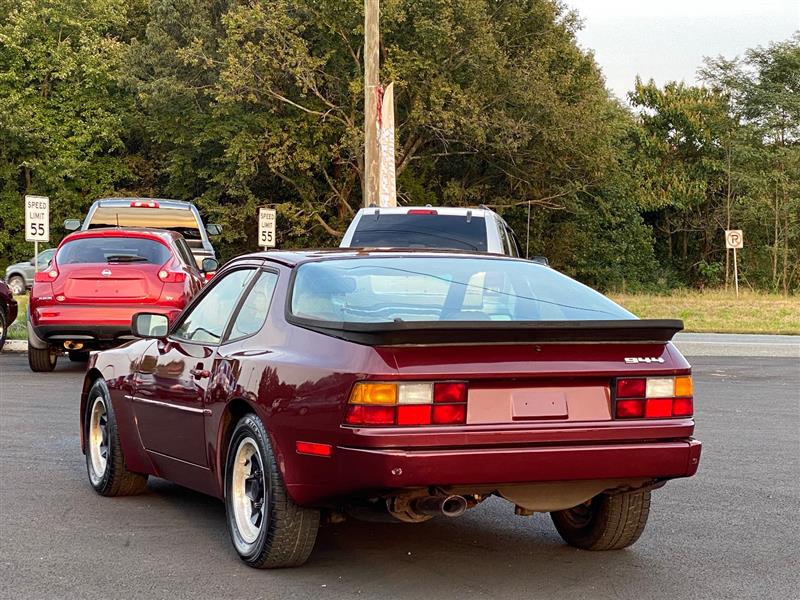 1984 PORSCHE 944 944 | KING GEORGE , VIRGINIA | SRT Auto Sales - VA - 22485