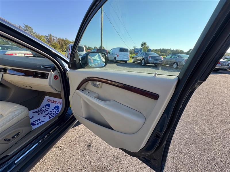 2008 Volvo XC70 photo 40