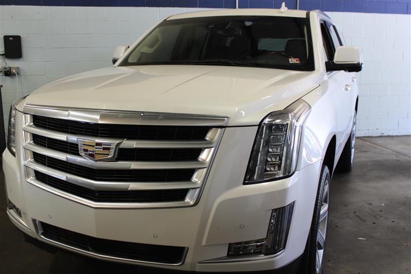 Cadillac Escalade Premium 4WD