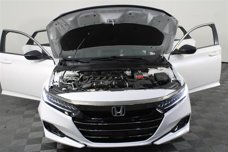 2021 Honda Accord Sport photo 4