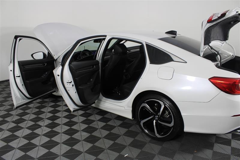 2021 Honda Accord Sport photo 12